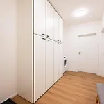 Internesto Urban Apartment